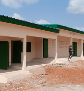 bâtiment de classes et bureaux au collège de Grihiri